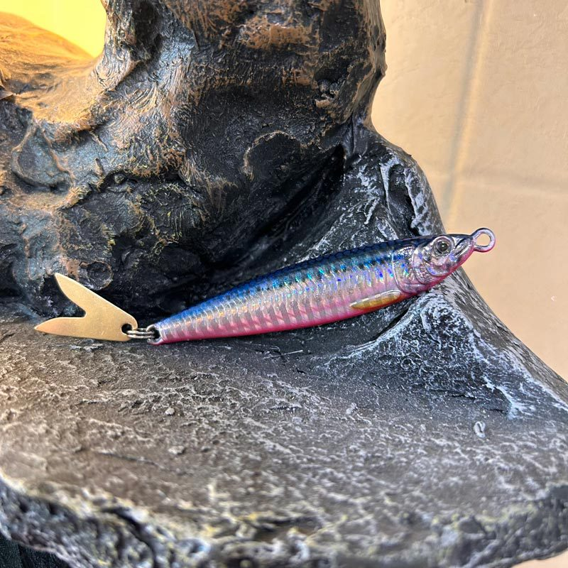Lure UV Metal Jig Little Sprite 3D Printed Iron Plate Bare Glow-in-the-Dark Saltwater Fish 40g 60g 80g V-Shape Sequin · Original source photograph · specifications to confirm