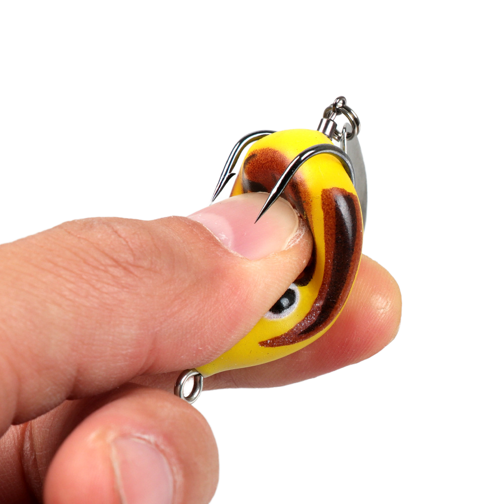 Thunder Modified Frog Lure 4cm 5.5g Floating Long Cast Topwater Snakehead Bass Bait · Original source photograph · specifications to confirm